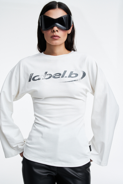 Лонгслив приталенный Label .B, цвет: молочный Тр.03.3.67WH | новая коллекция купить онлайн